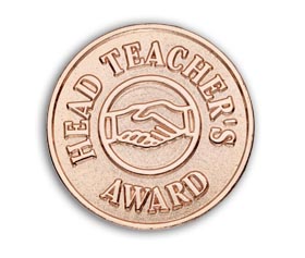 Bronze handshake Headteacher's Award badge (pack of 5)